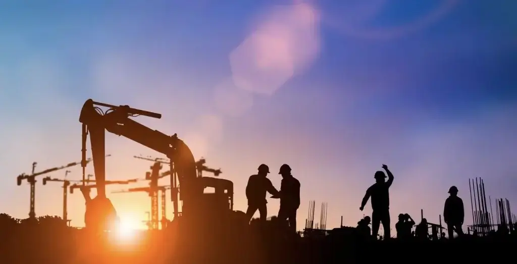 Bulk-fuel-delivery-on-site-construction-scene - Fuel Logic Bulk Fuel Delivery