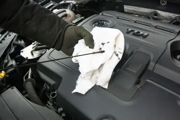 Picture-1 - Fuel Logic checking water in gas tank